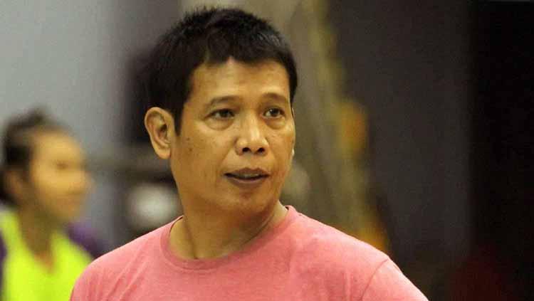 Mantan pelatih PBSI, Chafidz Yusuf, memamerkan salah satu muridnya di Filipina yang dianggap reinkarnasi peraih emas Olimpide, Greysia Polii/Apriyani Rahayu.