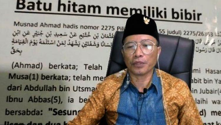 Jurnalis senior Dahlan Iskan mengungkap Muhammad Kece yang menjadi tersangka kasus peniastaan agama, ternyata pernah terusir dari desanya. - INDOSPORT