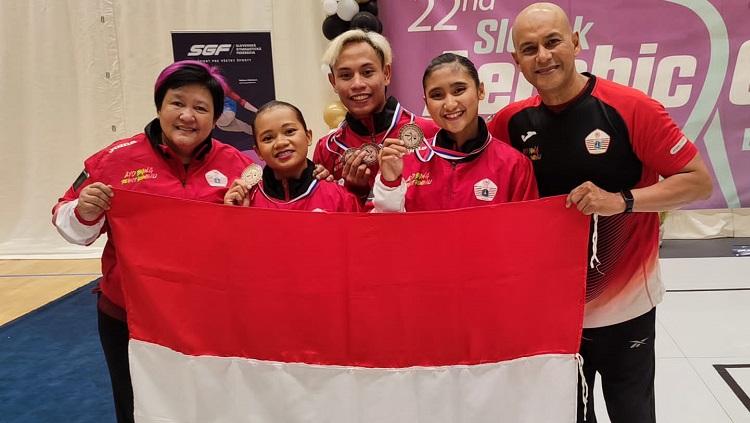 Atlet cabang olahraga gymnastic meraih prestasi membanggakan di ajang Kejuaraan Dunia 22nd Slovak Aerobic Open 2021 di Bratislava, Slovakia.