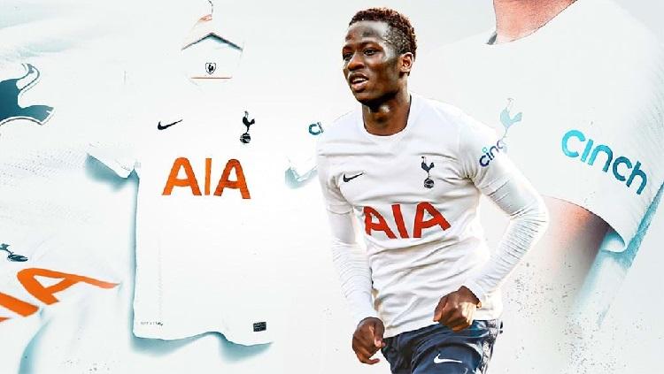 Klub papan atas Liga Inggris, Tottenham Hotspur, baru saja meresmikan kedatangan pemain anyar asal Senegal, Pepe Matar Sarr. - INDOSPORT