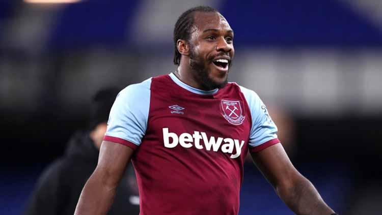 Sempat menjadi pemain belakang, Michail Antonio menjelma sebagai mesin gol West Ham di bawah David Moyes, dan kini menjadi top skor sementara Liga Inggris.