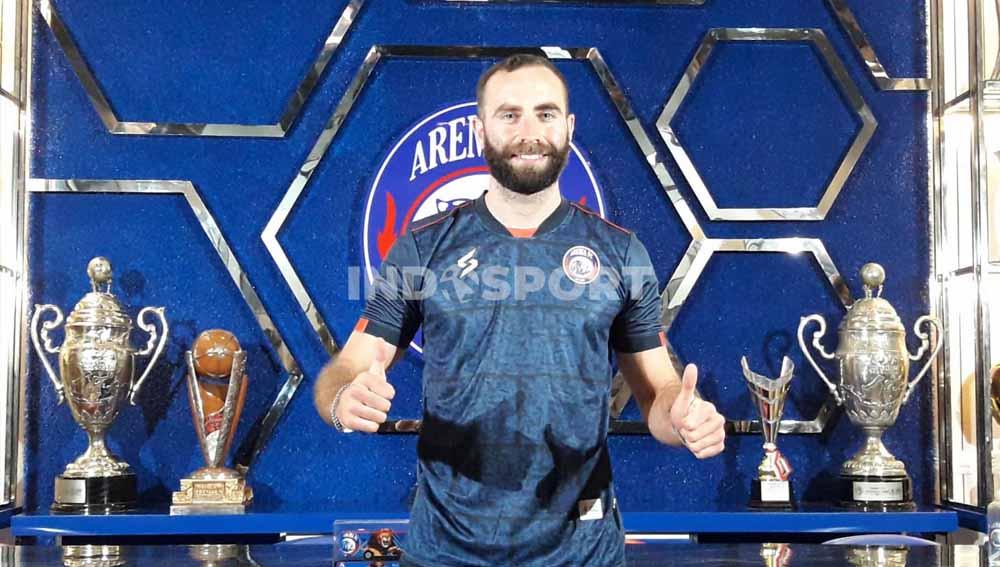 Bek asal Portugal, Sergio Silva resmi diperkenalkan sebagai bagian Arema FC.