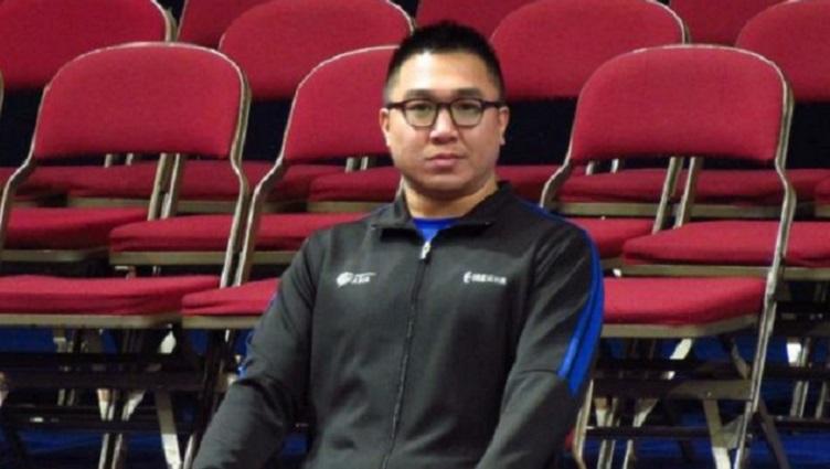 Raventus Pongoh, putra legenda bulutangkis Lius Pongoh yang menjadi wasit di Paralimpiade Tokyo