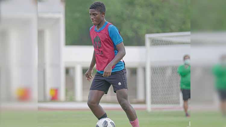 Anak dari Jacksen F Tiago, Hugo Samir pada pemusatan latihan Timnas Indonesia U-18 di Jakarta.