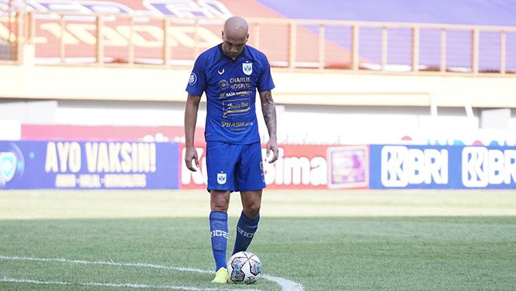 PSIS tak menjaminBruno Silva jadi starter saat lawan Arema FC pada laga Liga 1 di Stadion Madya Senayan, Sabtu (25/09/21). - INDOSPORT