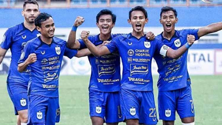 Aksi selebrasi pemain PSIS Semarang menang atas Persiraja dengan skor 3-1. - INDOSPORT