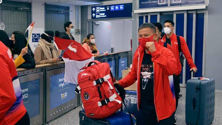 Setelah menempuh perjalanan panjang,kontingen Indonesia di Piala Sudirman tiba di Finlandia dan langsung disambut hangat oleh Kedutaan Besar RI Finlandia.