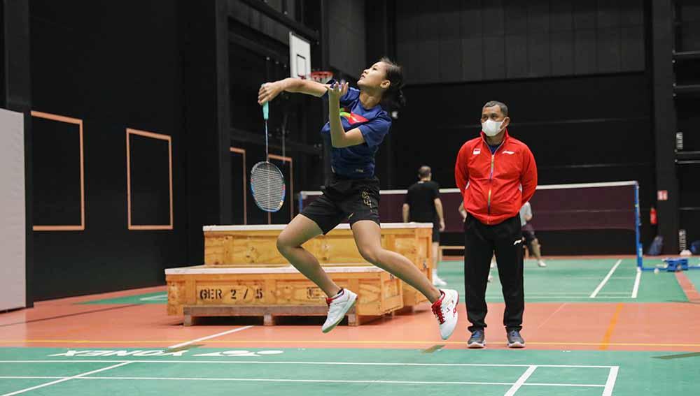 Wakil tunggal putri pada latihan perdana tim Piala Sudirman Indonesia di Hameenkylan Liikutahall, Finlandia, Kamis (23/09/21) waktu setempat.