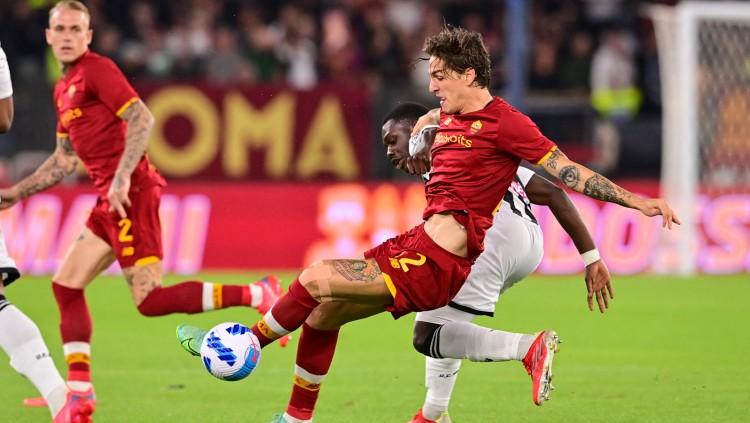 Aksi Nicolo Zaniolo di laga AS Roma vs Udinese (24/09/21). - INDOSPORT