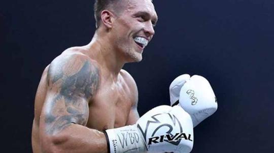Petinju asal Ukraina, Oleksandr Usyk.
