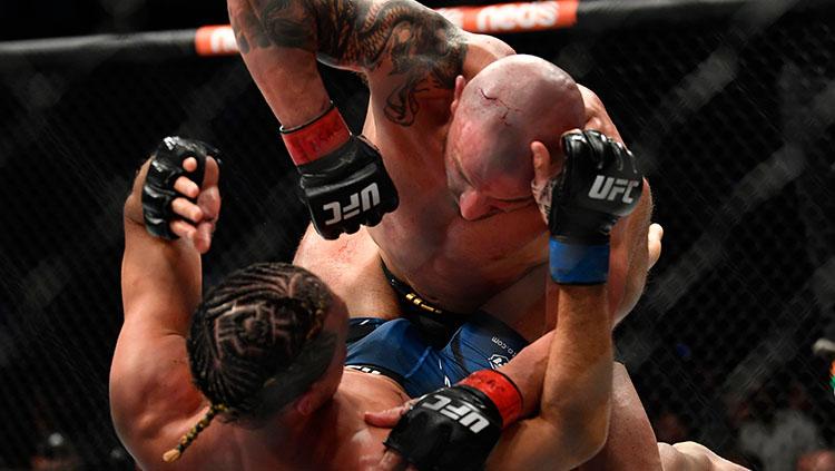 Alexander Volkanovski vs Brian Ortega di UFC 266. - INDOSPORT