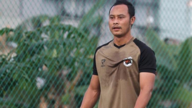 Kapten Muba Babel United, Atep.