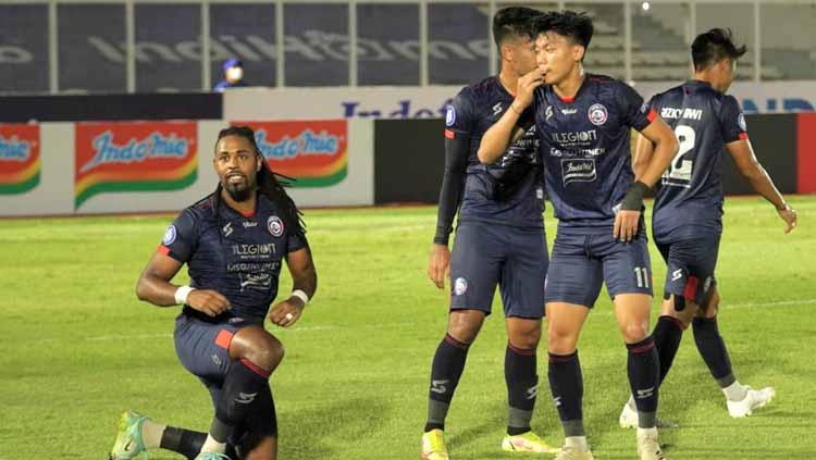 Indosport - Arema FC memaksimalkan waktu jeda secara efektif, sebelum menjalani jadwal pada seri dua Liga 1, dengan menggeber program Training Camp (TC) mulai Sabtu (09/10)