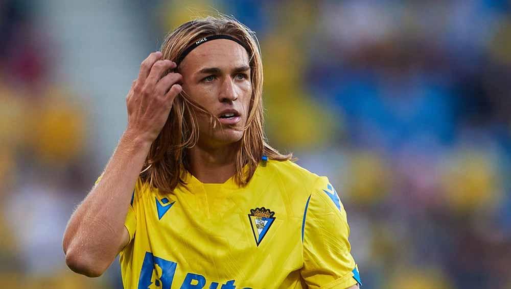 Pedro Alberto Benito, pemain depan Cadiz.