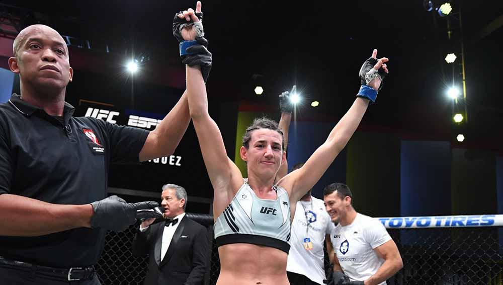 Berikut rekap hasil UFC Vegas 39 hari ini, Minggu (10/10/21), di mana ratu BJJ Mackenzie Dern tumbang atas Marina Rodriguez di kartu utama. - INDOSPORT