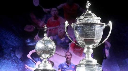Piala Thomas dan Uber.