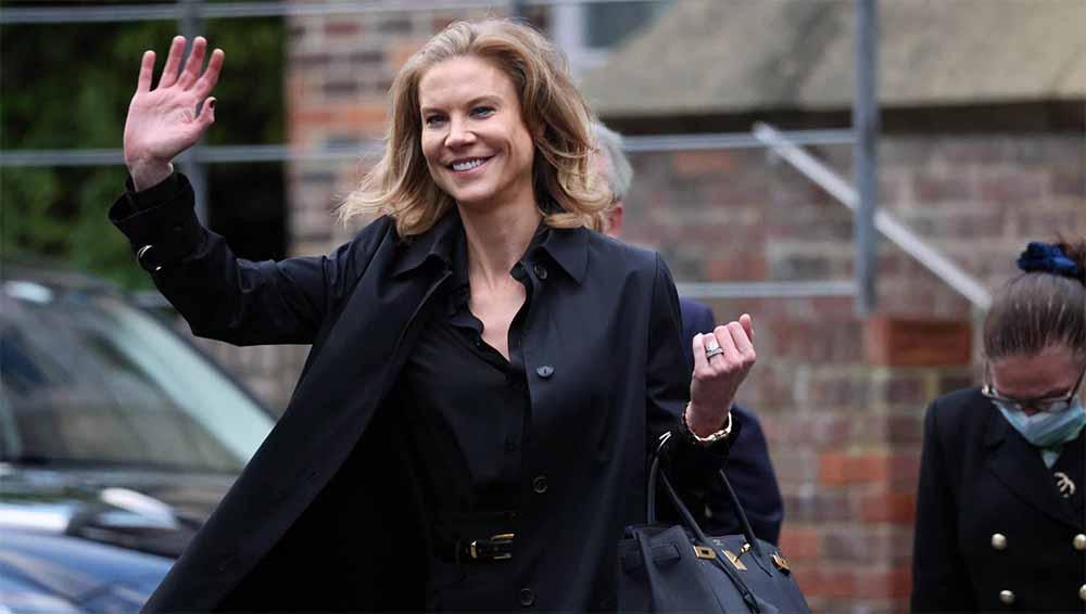 Amanda Staveley (pemilik saham kecil Newcastle United).