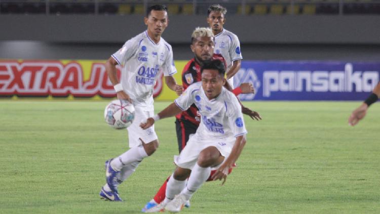 Pertandingan Liga 2 2021 antara PSG Pati vs Persijap Jepara di Stadion Manahan Solo, Senin (11/10/21). - INDOSPORT