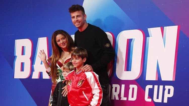Gerard Pique dan keluarga.
