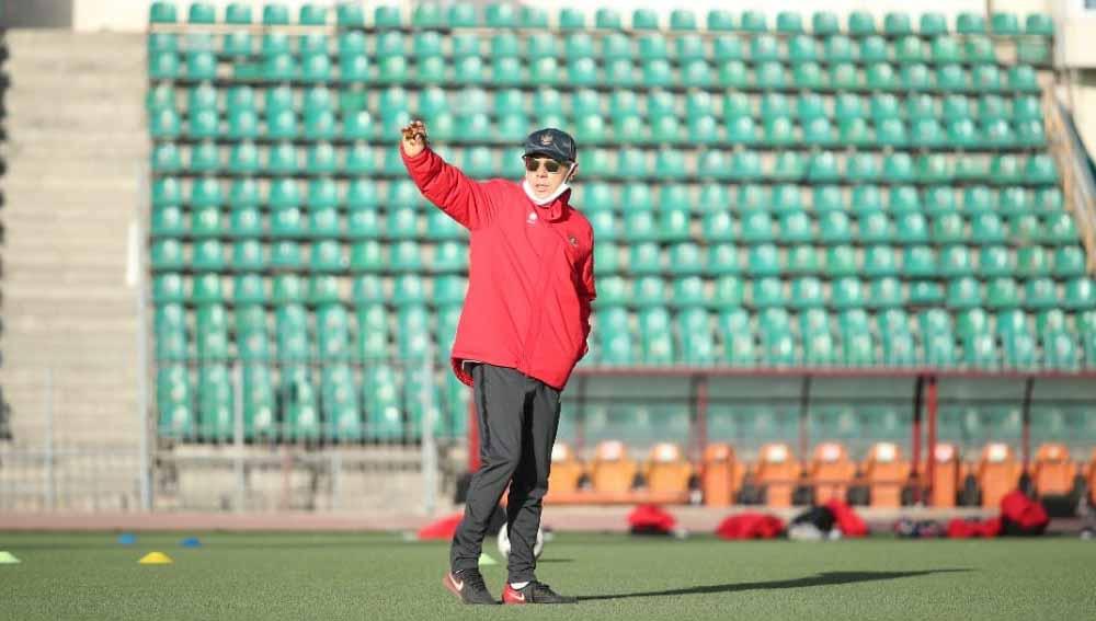 Pelatih timnas Indonesia U-23, Shin Tae-yong, di Tajikistan.