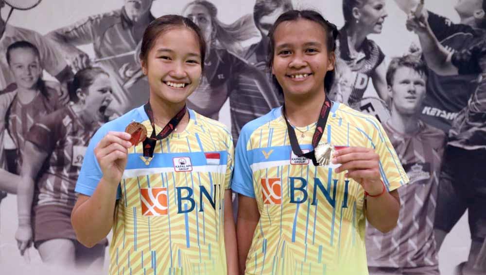 Pasangan ganda putri Indonesia, Meilysa Trias Puspita Sari/Rachel Allessya Rose juara Denmark Junior 2021. - INDOSPORT