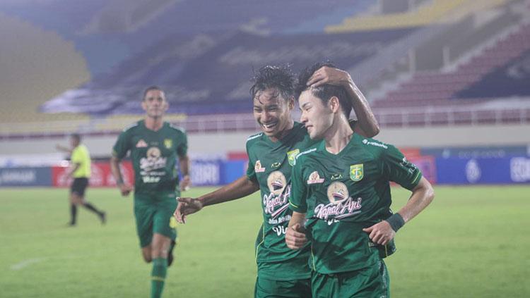 Selebrasi para pemain Persebaya Surabaya di Liga 1. Prabowo/INDOSPORT.COM