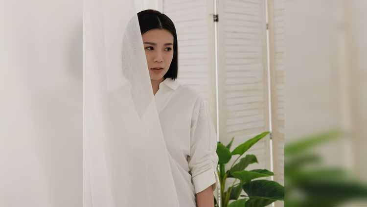 Masih enggan spill pujaan hatinya, ratu bulutangkis Malaysia dan eks rival Tontowi Ahmad/Liliyana Natsir, Goh Liu Ying, pancarkan aura memikat jadi ibu hamil.