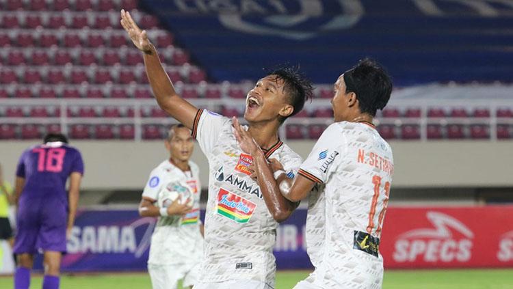 Penyerang Persija Jakarta, Alfriyanto Nico Saputro merayakan golnya ke gawang Persik Kediri. INDOSPORT.COM/Nofik Lukman Hakim - INDOSPORT