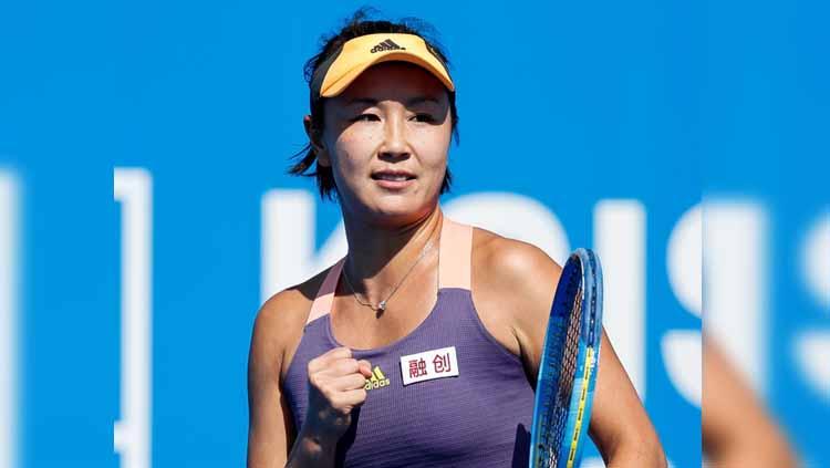 Peng Shuai pada pertandingan WTA Shenzhen Open 2020 melakukan selebrasi usai melawan Ekaterina Alexandrova. - INDOSPORT
