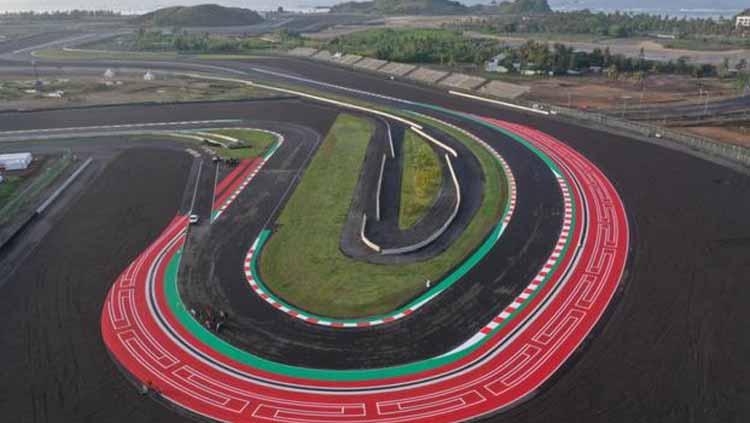 Tiket penonton baru terjual 60 persen jelang seri balapan MotoGP Mandalika 2023.