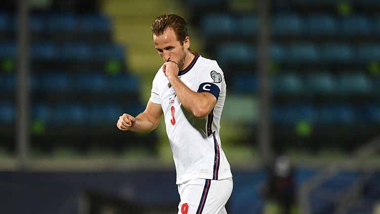 Kapten timnas Inggris, Harry Kane melakukan selebrasi dalam pertandingan Kualifikasi Piala Dunia 2022.