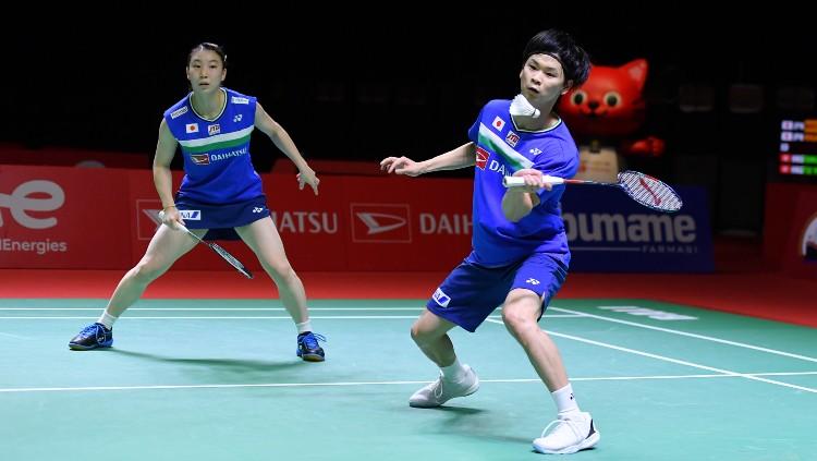 Ganda campuran asal Jepang, Yuta Watanabe/Arisa Higashino di Indonesia Masters 2021.