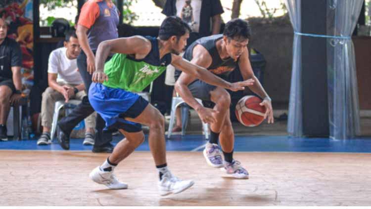 Hangtuah Jakarta menang 86-57 atas Bumi Borneo Pontianak dalam laga uji coba jelang IBL 2022, Jumat (03/12/21).