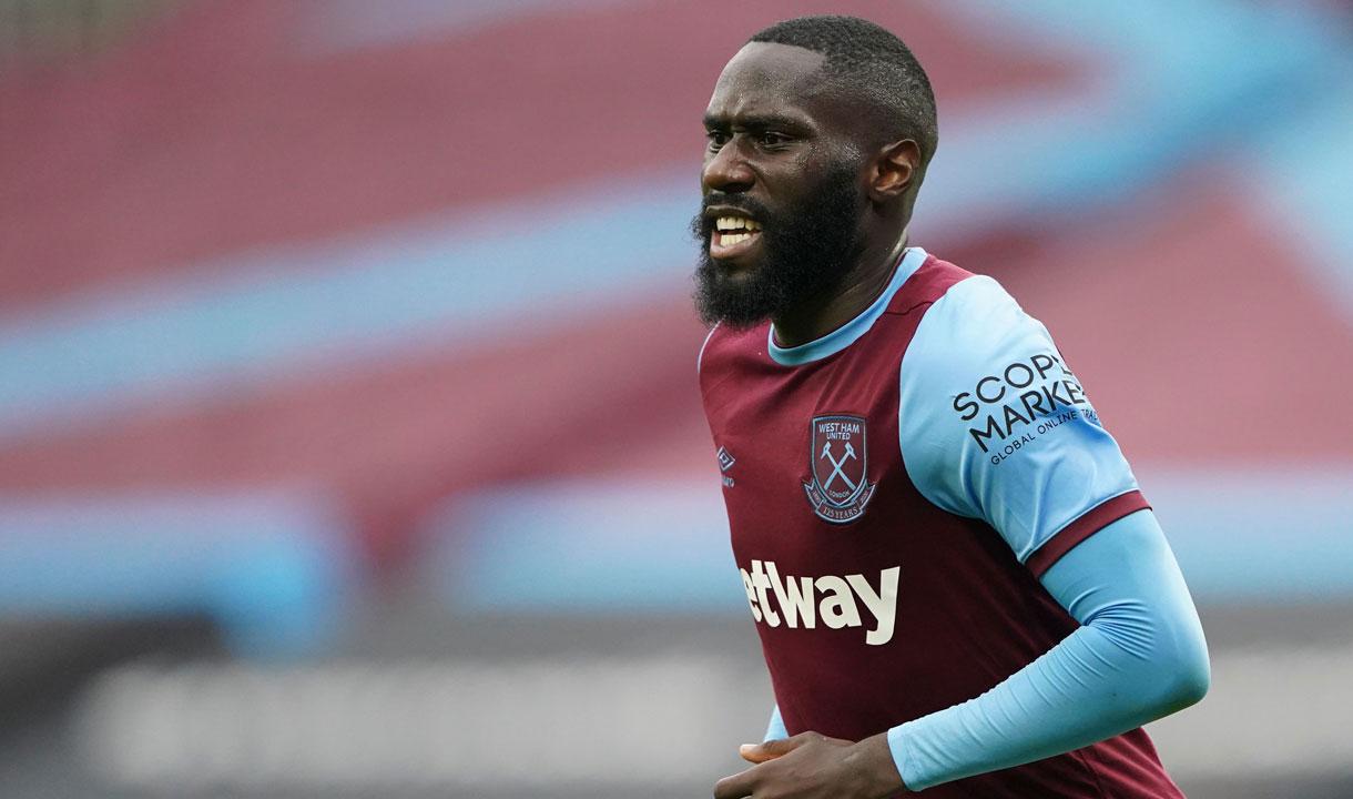 Arthur Masuaku jadi pahlawan kemenangan West Ham atas Chelse, Sabtu (04/12/21).