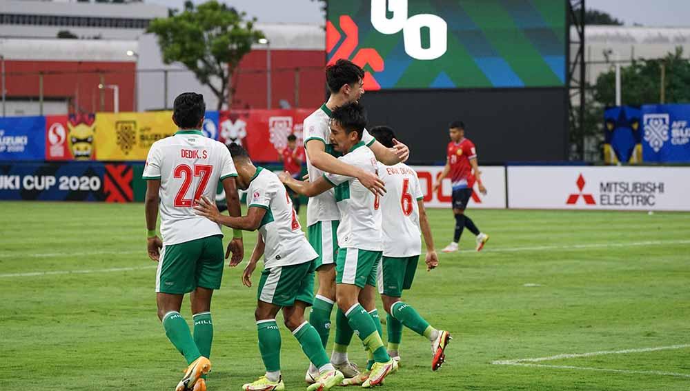 Selebrasi para pemain Timnas Indonesia atas gol ketiga ke gawang Laos yang dicetak Witan Sulaeman pada laga kedua fase grup B Piala AFF di Bishan Stadium, Minggu (12/12/21).