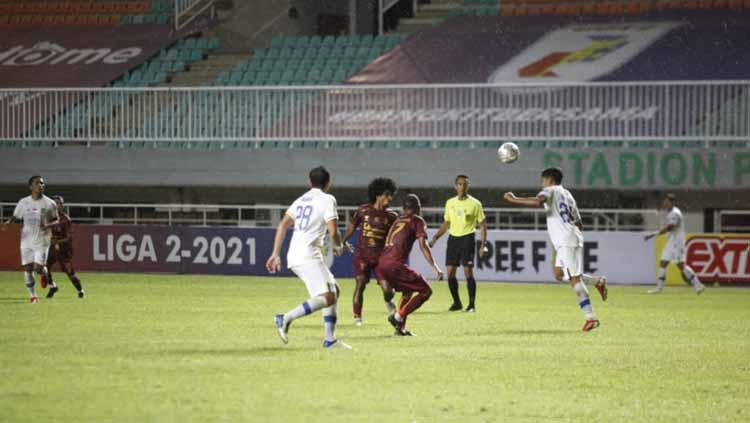 Sriwijaya FC dikalahkan Persis Solo 0-2 pada laga kedua babak 8 besar Liga 2 2021 di Stadion Pakansari, Minggu (19/12/21). - INDOSPORT