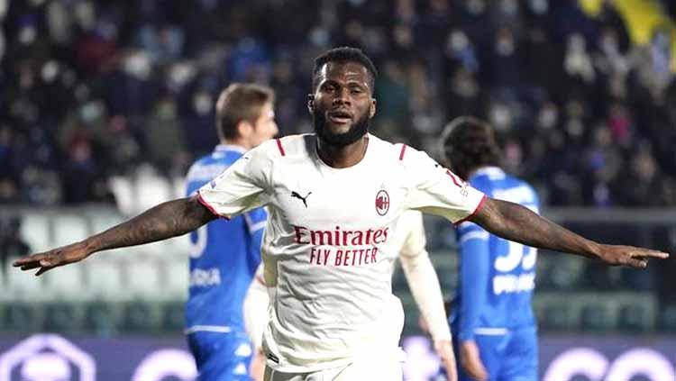 Franck Kessie melakukan selebrasi usai mencetak gol ke gawang Empoli