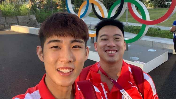 Pemain nasional Loh Kean Yew (kiri) dan pelatih Kelvin Ho, di Olimpiade Tokyo - INDOSPORT