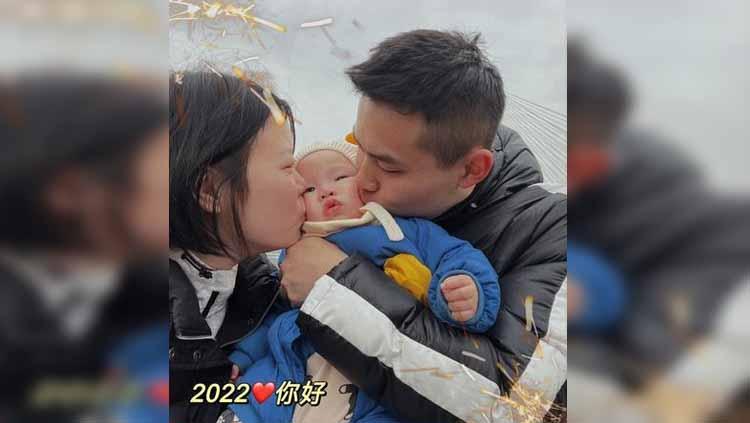 Mantan pebulutangkis ranking satu dunia asal China, Li Xuerui, membagikan potret harmonis keluarga kecilnya usai dua tahun menikah. - INDOSPORT