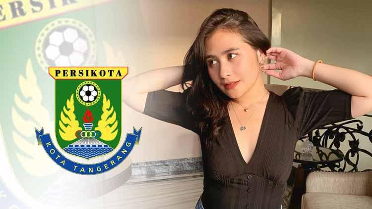 Prilly Latuconsina dan logo Persikota Tangerang - INDOSPORT