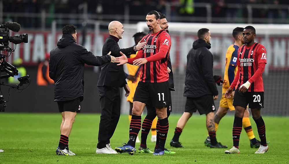 Indosport - Pemain AC Milan, Zlatan Ibrahimovic usai pertandingan antara AC Milan vs AS Roma di Serie A Italia.