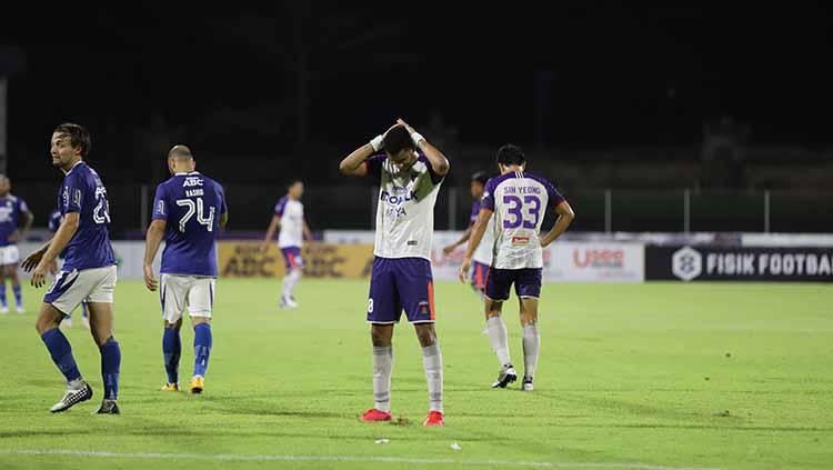 Situasi pertandingan Persita Tangerang vs Persib Bandung