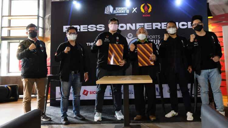 Academy ID resmi bekerja sama dengan Komite Olahraga Nasional Indonesia (KONI) untuk pengembangan pendidikan eSports di Indonesia.