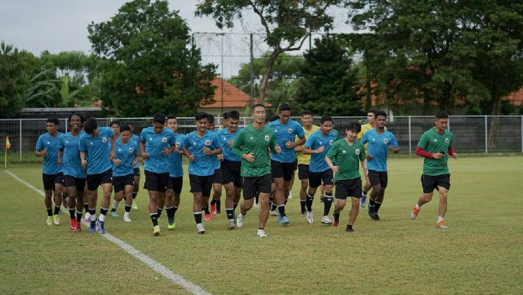 Latihan Timnas Indonesia di Gelora Samudra, Legian, Kuta, Kabupaten Badung. Foto : PSSI