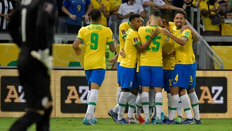 Aksi selebrasi pemain Brasil atas Paraguay dengan skor 4-0 tanpa balas ada laga Kualifikasi Piala Dunia 2022 Zona Conmebol, Rabu (2/2/2022) - INDOSPORT
