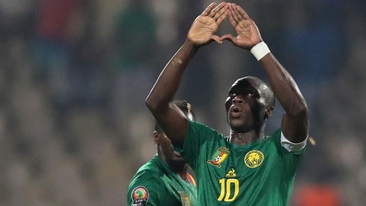 Penyerang Kamerun, Vincent Aboubakar merayakan golnya ke gawang Burkina Faso (06/02/22). (Foto: REUTERS/Mohamed Abd El Ghany) - INDOSPORT