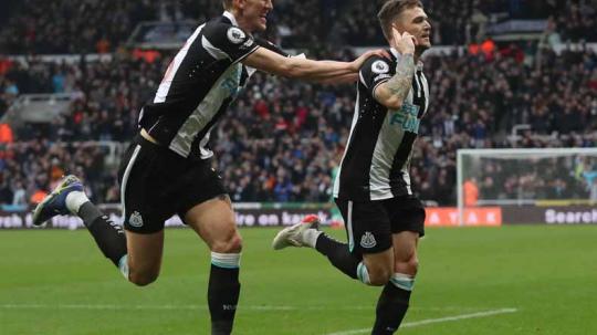 Berbekal belanja besar di bursa transfer Januari, Newcastle United tinggalkan zona degradasi Liga Inggris dan kini tak terkalahkan di 5 laga beruntun di kandang. Foto: REUTERS/Scott Heppell EDITORIAL USE ONLY