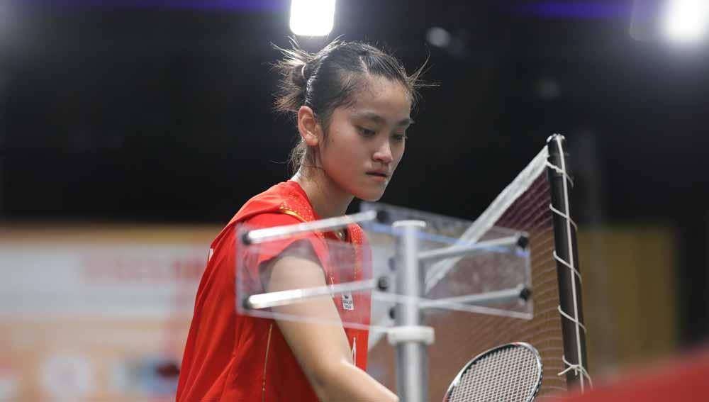 Tunggal putri Indonesia, Stephanie Widjaja ungkap penyesalan usai takluk dari Gao Fangjie di semifinal Malaysia International Series 2022, Sabtu (12/11/22). - INDOSPORT