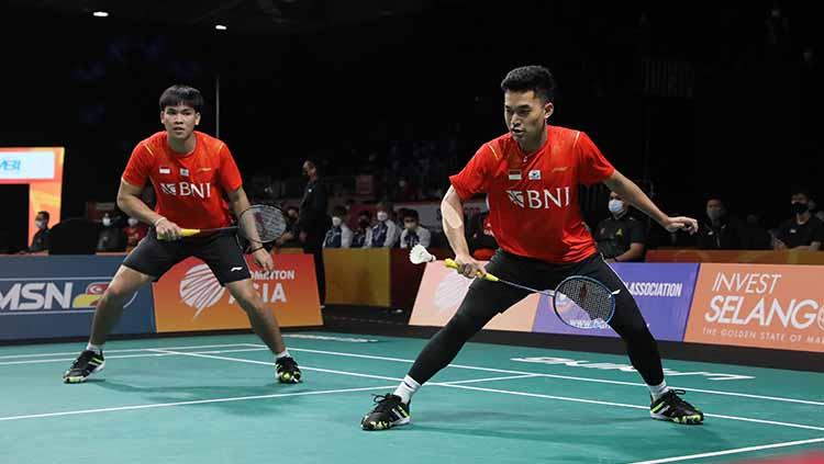 Pasangan ganda putra Indonesia, Leo Rolly Carnando/Daniel Marthin, dipastiikan melaju ke babak perempat final Swiss Open 2022 tanpa mengeluarkan keringat.