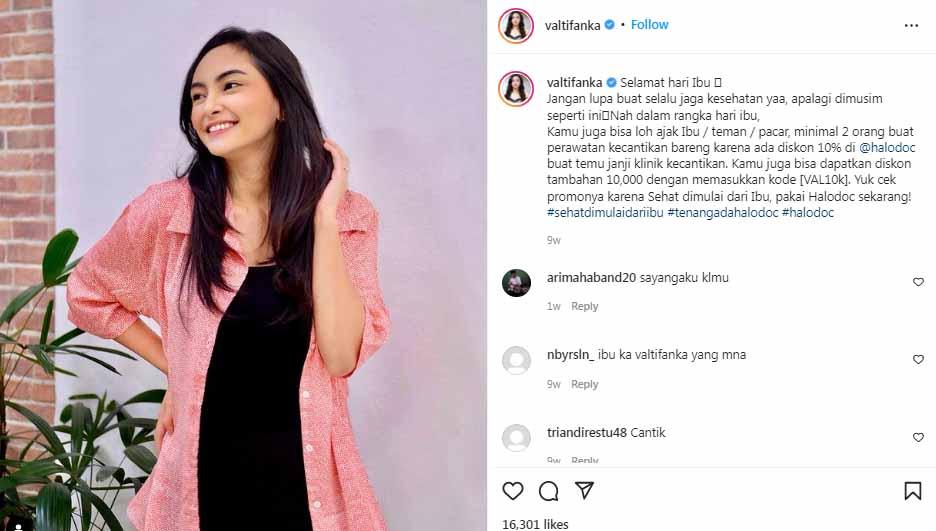 Unggah momen panas-panasan dengan outfit serba ketat, artis cantik Indonesia, Valerie Tifanka, sampai buat netizen instagram berhalusinasi atau berkhayal. - INDOSPORT